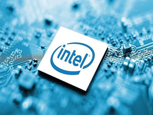 Intel‘s chip foundry business plans to set up an automobile department to assist manufacturers in converting process and packaging technology